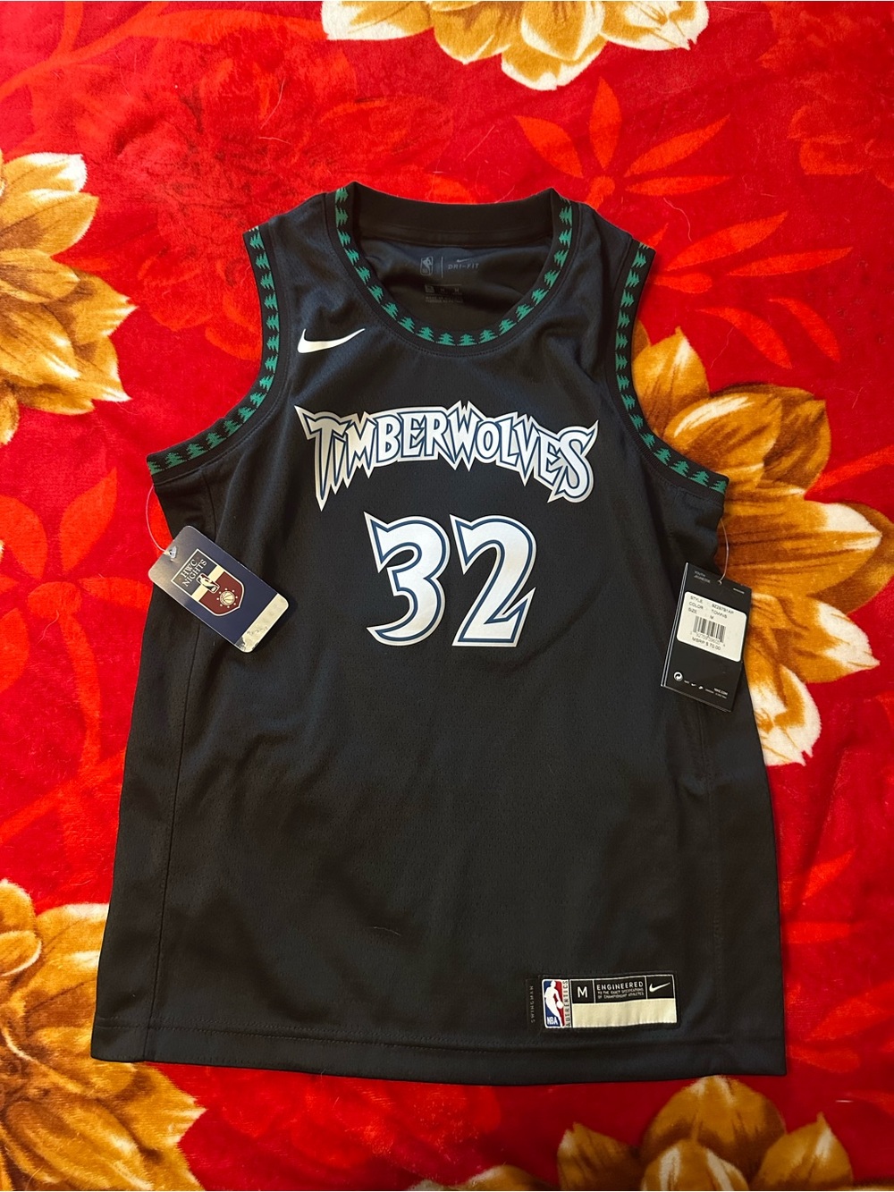 NWT Towns TimberWolves NBA youth jersey